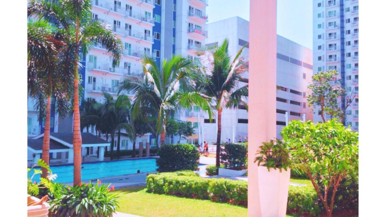 Grass Residences Rendezvous Sm North Edsa Qc Manille Extérieur photo
