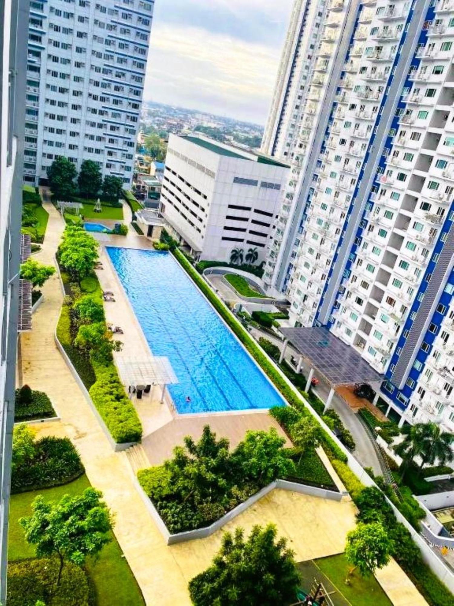 Grass Residences Rendezvous Sm North Edsa Qc Manille Extérieur photo