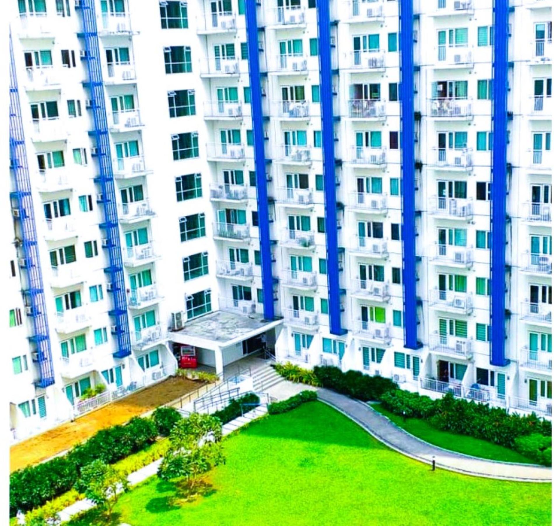 Grass Residences Rendezvous Sm North Edsa Qc Manille Extérieur photo