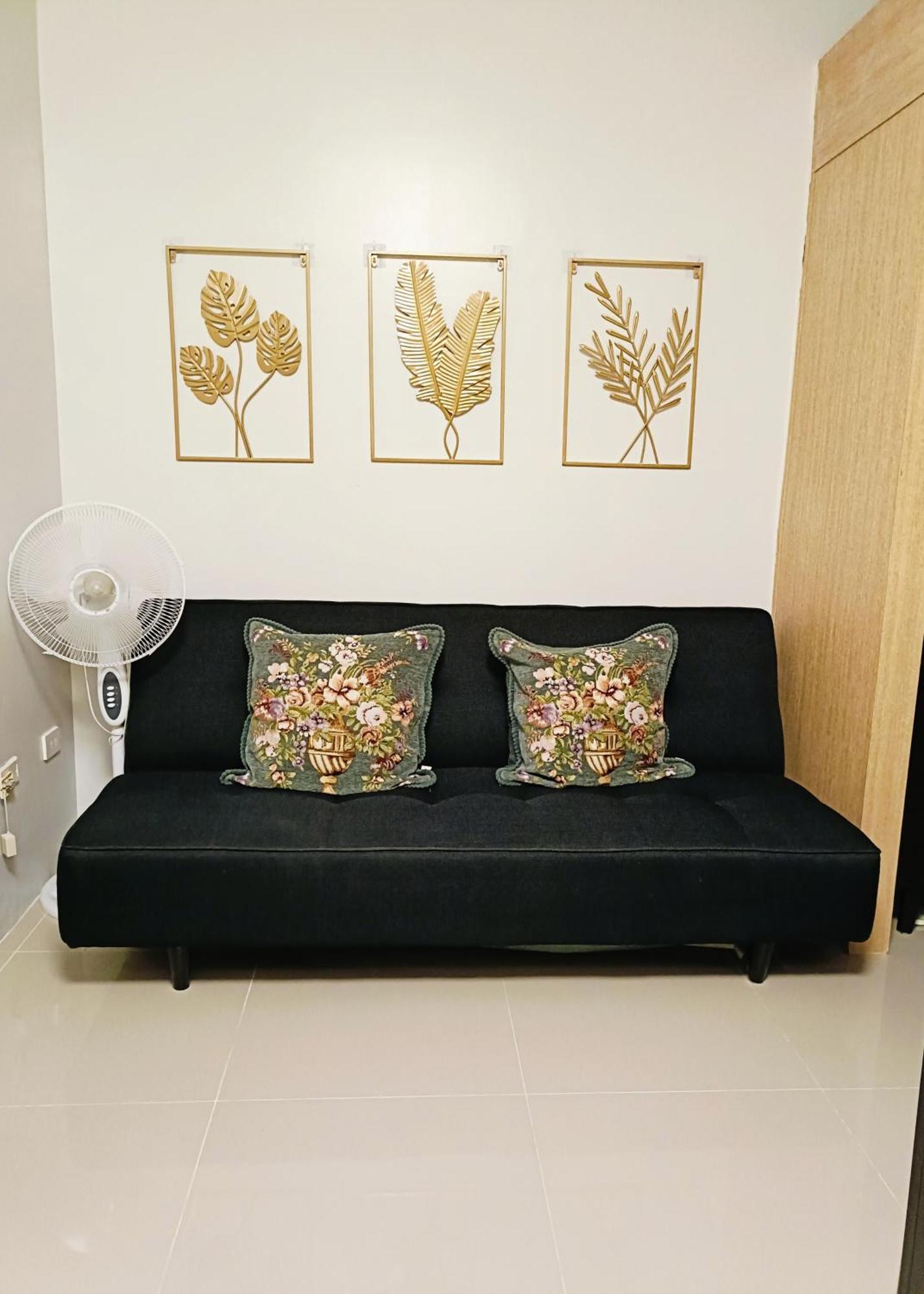 Grass Residences Rendezvous Sm North Edsa Qc Manille Extérieur photo